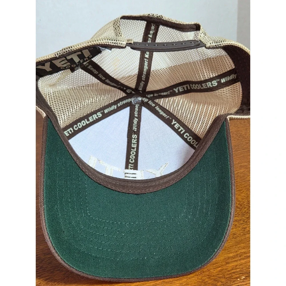 YETI Coolers Trucker Hat Brown Tan Mesh Snapback Logo Cap Mens Adjustable